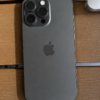 iPhone 15 Pro negro parte trasera